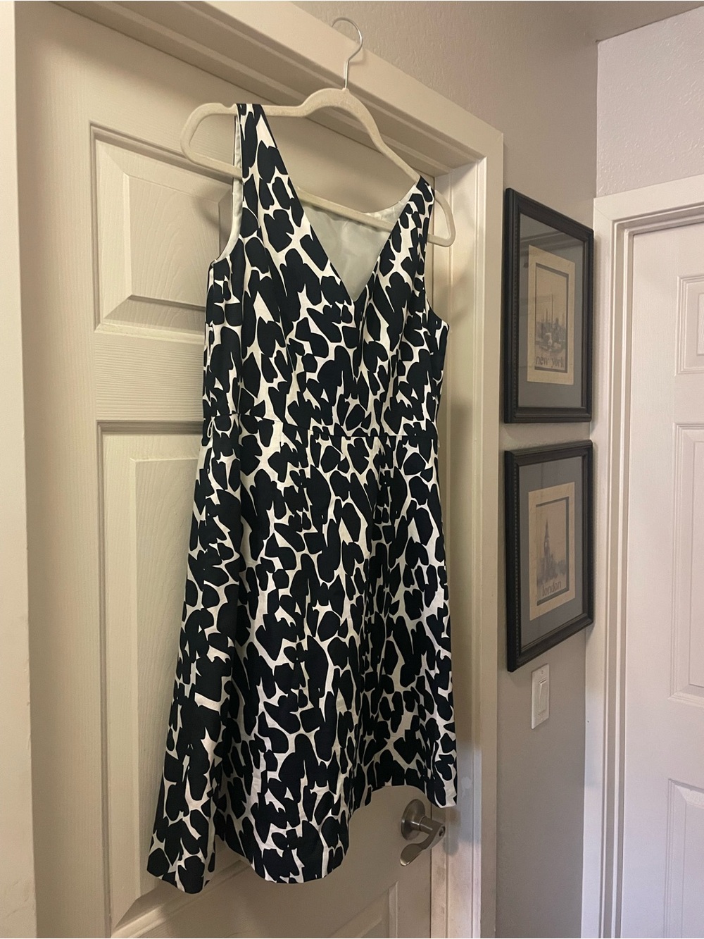 Ann Taylor Black and White One-Shoulder A-Line Dress